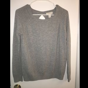 Forever 21 gray keyhole back sweater